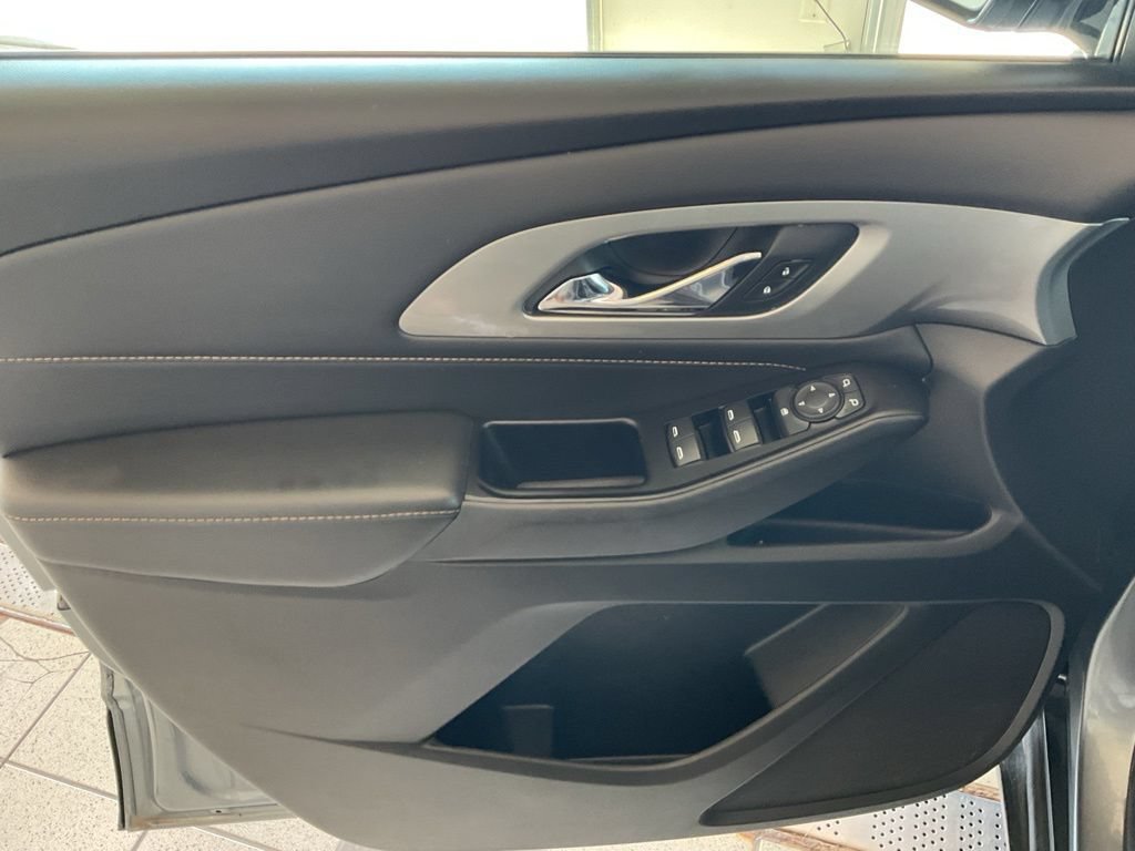Used 2020 Chevrolet Traverse LS w/ LPO, Floor Liner Package AWD/4WD image 11