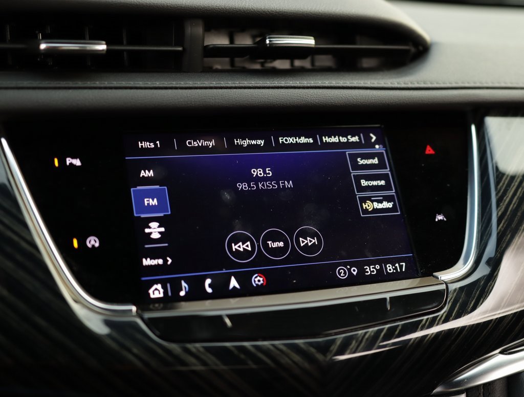 Used 2025 Cadillac XT6 Premium Luxury image 12