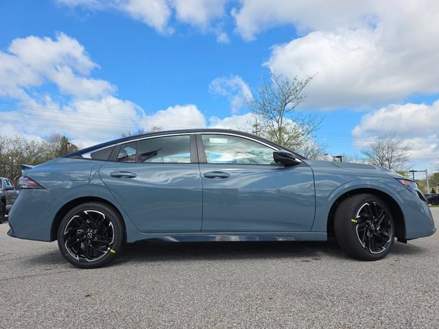 New 2026 Nissan Sentra SR w/ SR Premium Package FWD image 19