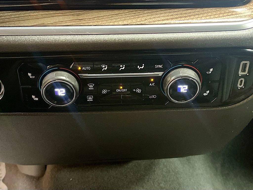 Used 2023 Chevrolet Silverado 1500 LT Trail Boss w/ Protection Package image 16