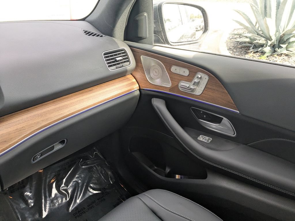 Certified 2026 Mercedes-Benz GLE 350 4MATIC image 4
