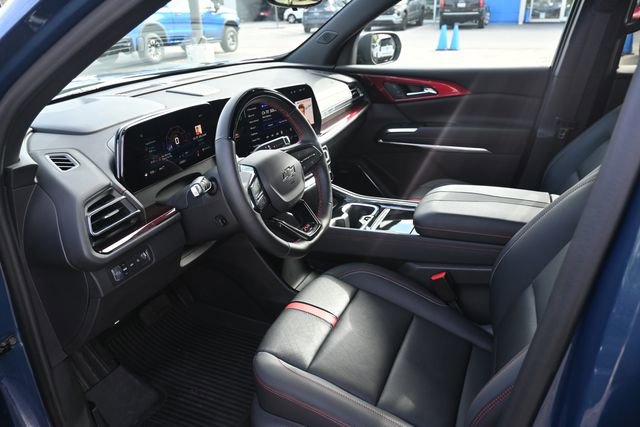 Used 2024 Chevrolet Traverse RS w/ LPO, Floor Liner Package image 9