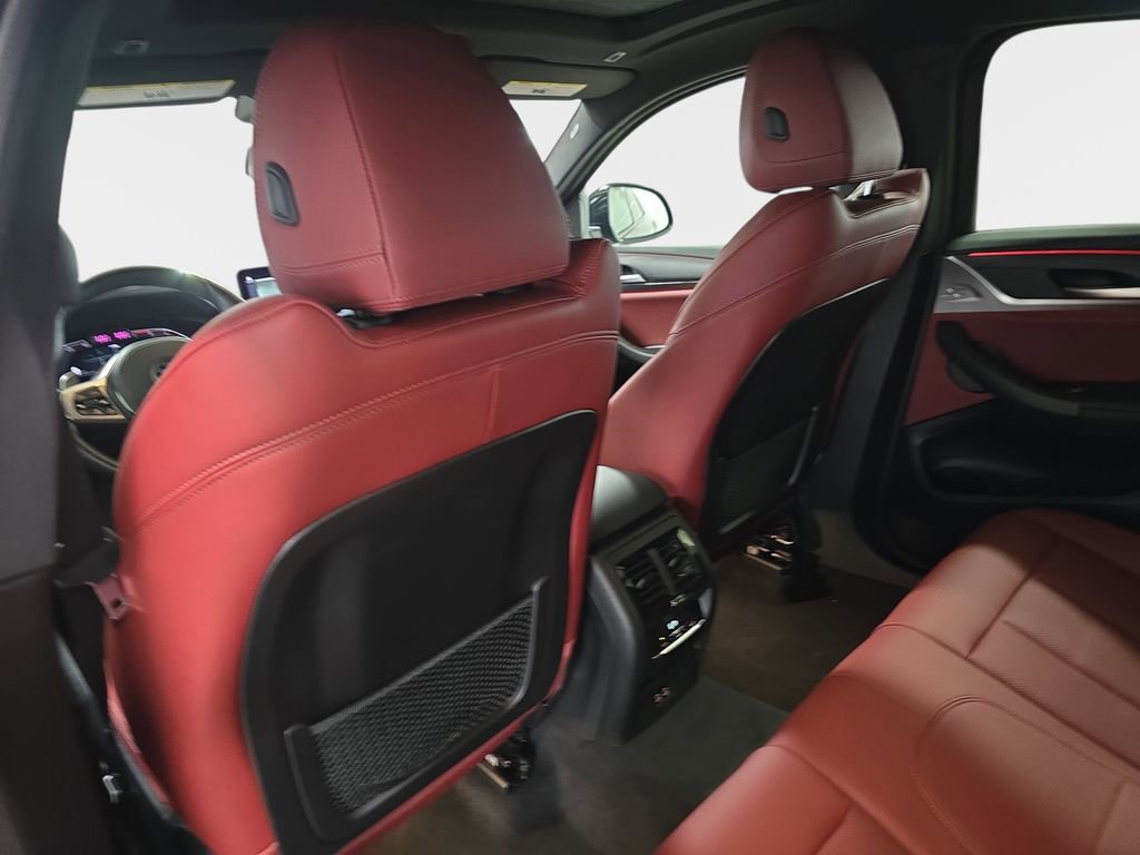Certified 2024 BMW X4 xDrive30i w/ Premium Package image 16