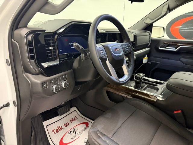 New 2026 GMC Sierra 1500 Elevation image 11