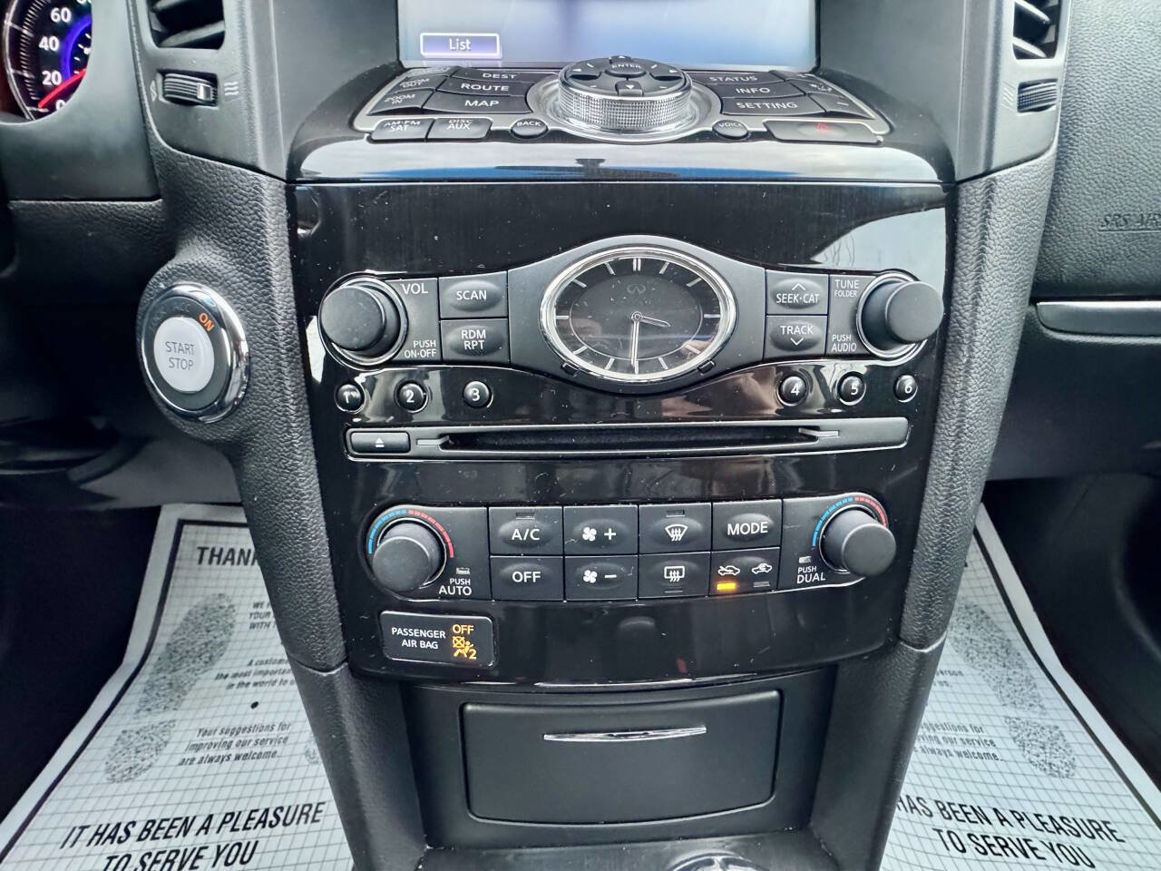 Used 2010 INFINITI FX35 AWD w/ Navigation Pkg image 26