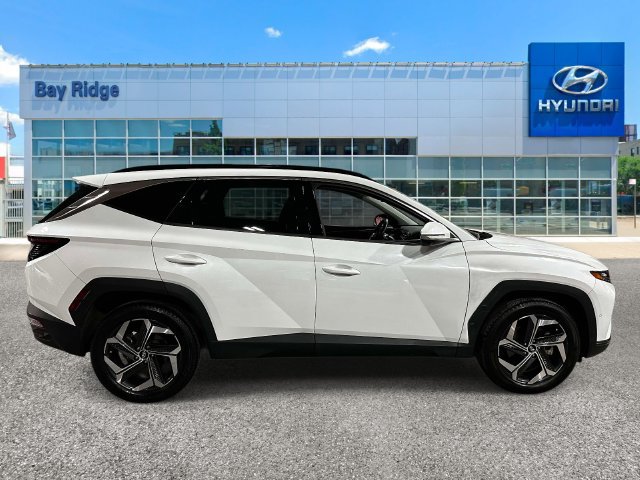 Used 2022 Hyundai Tucson Limited AWD/4WD image 2