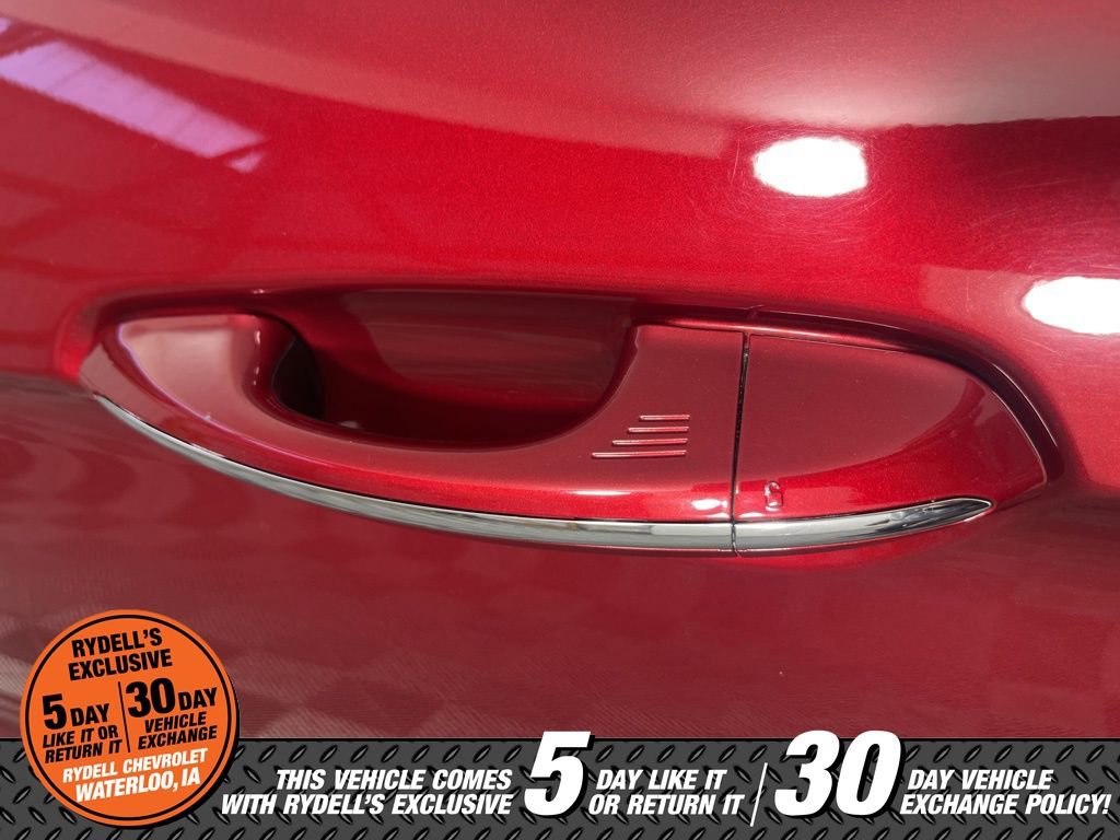 Used 2017 Ford Edge Titanium w/ Equipment Group 301A image 13