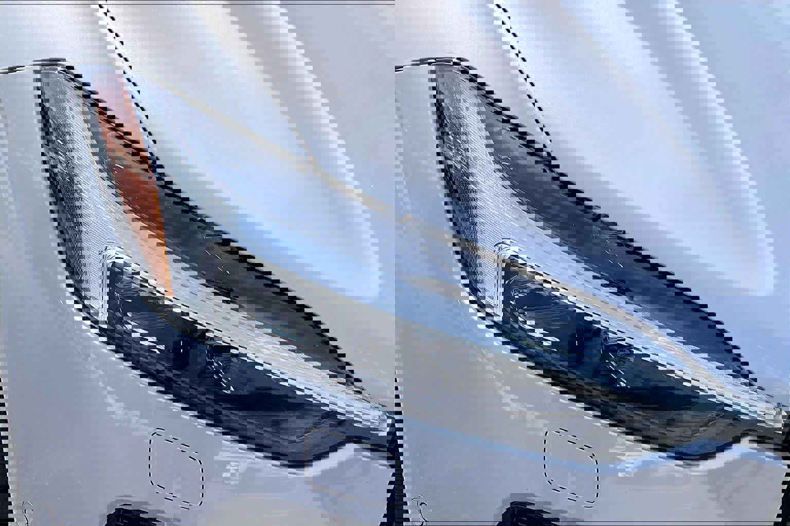 Certified 2023 Volvo XC60 B5 Plus w/ Climate Package image 26