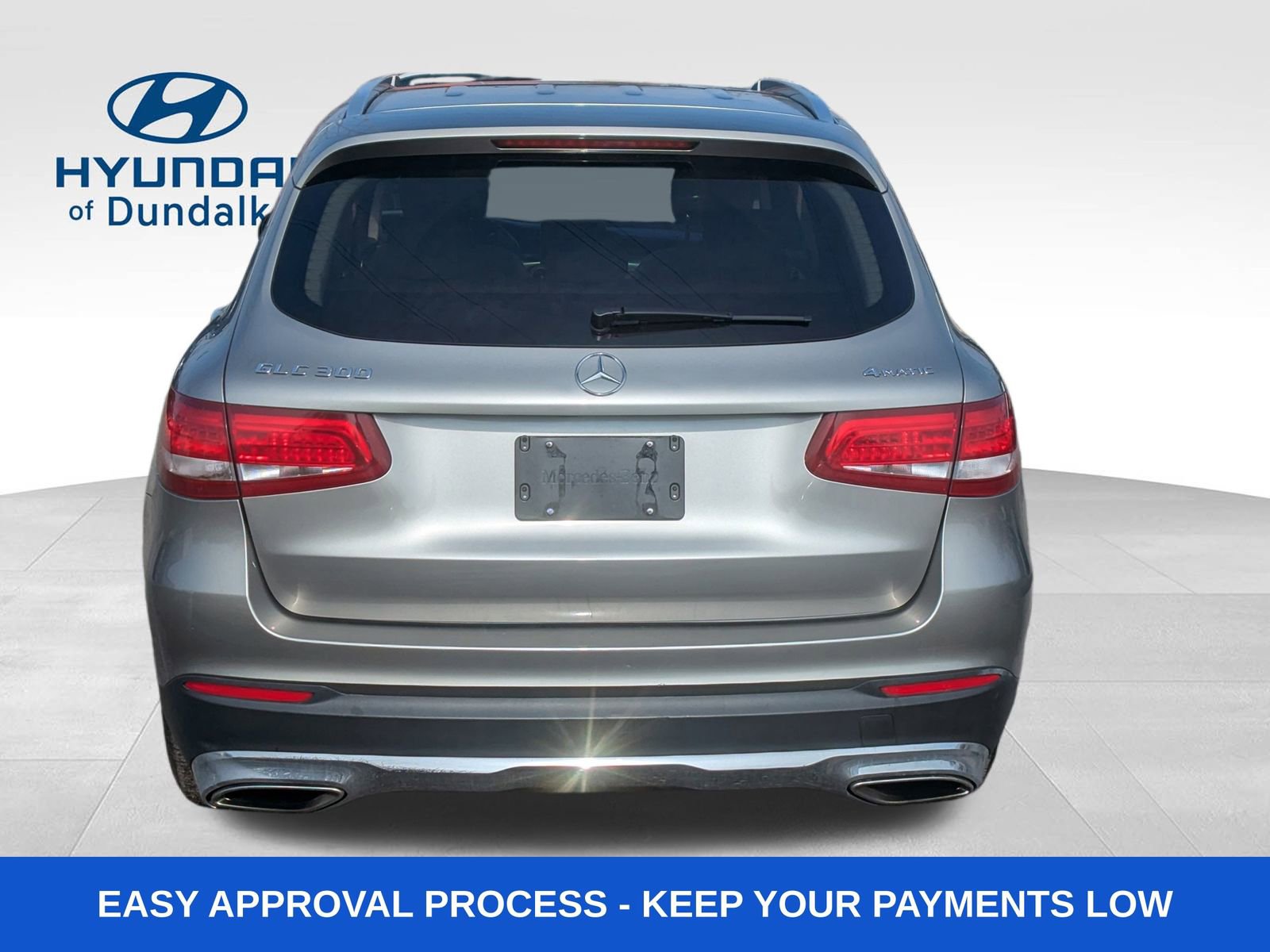 Used 2019 Mercedes-Benz GLC 300 4MATIC w/ Premium Package image 6