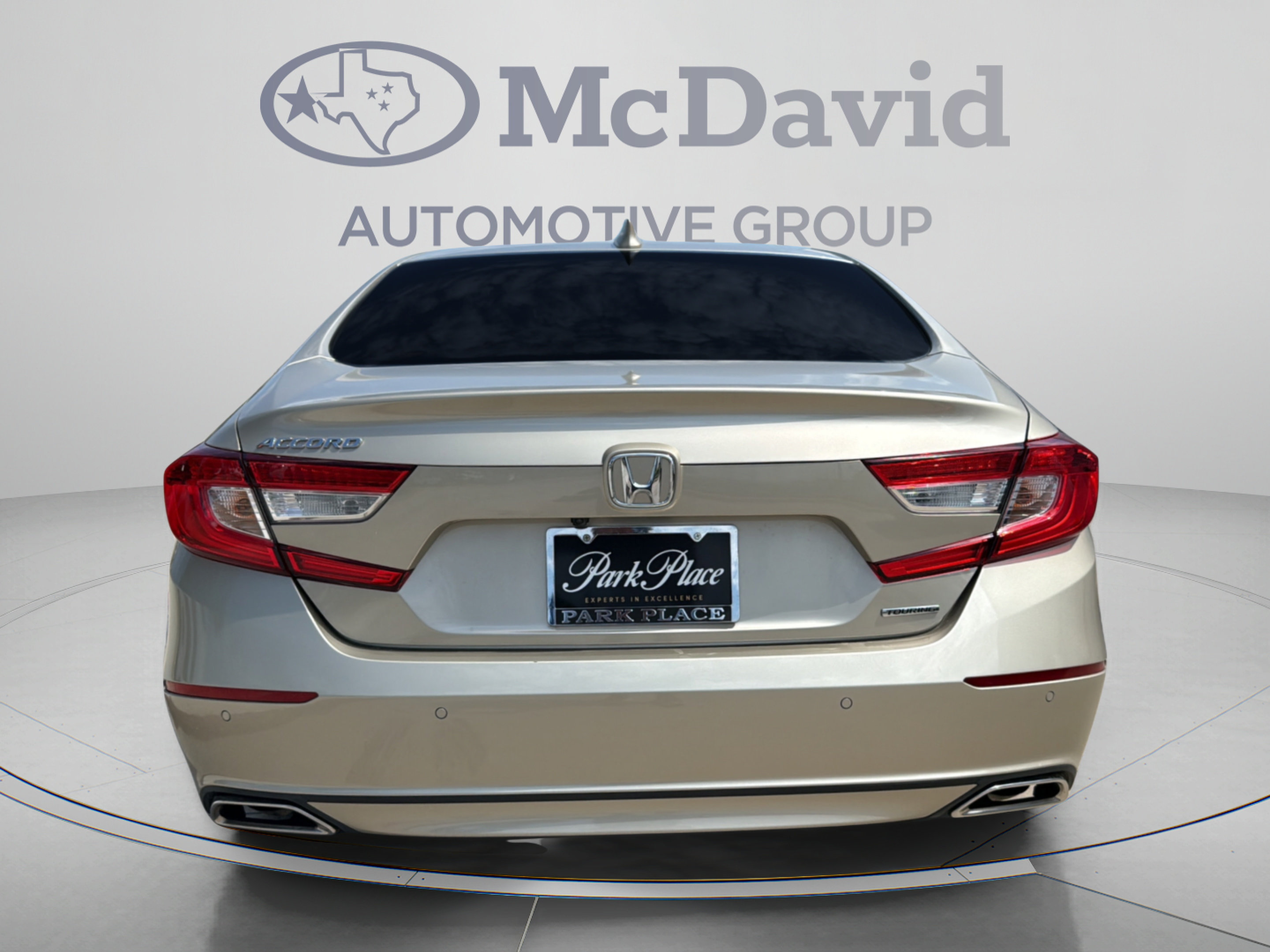 Used 2018 Honda Accord Touring image 5