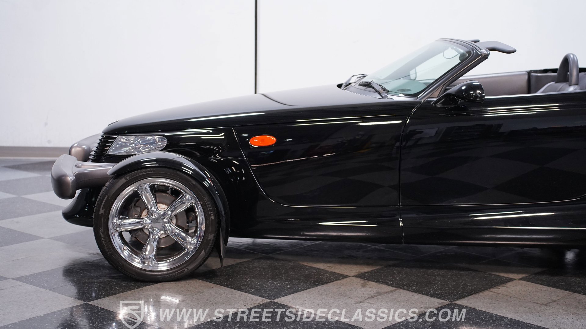 Used 1999 Plymouth Prowler RWD image 20