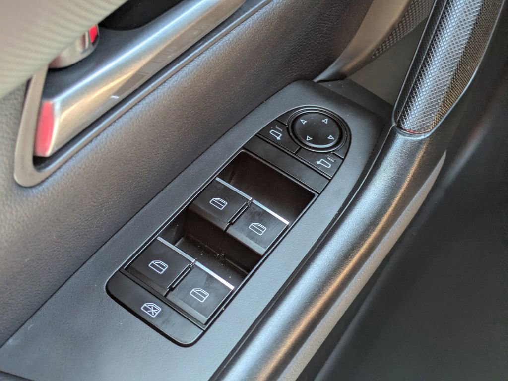 Used 2025 MAZDA CX-50 AWD 2.5 S w/ Premium Package image 28