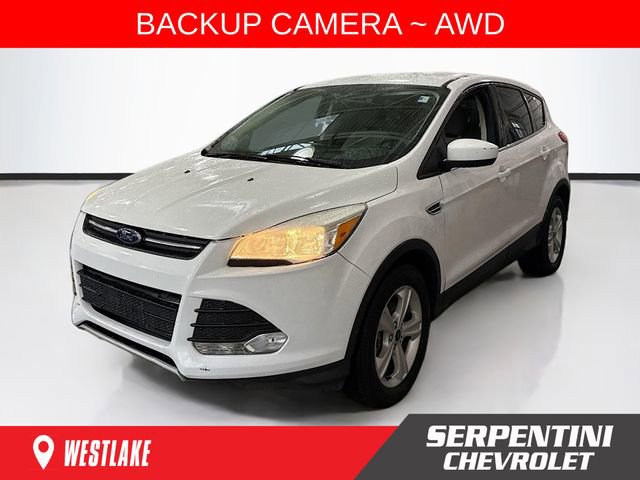 Used 2015 Ford Escape SE image 1
