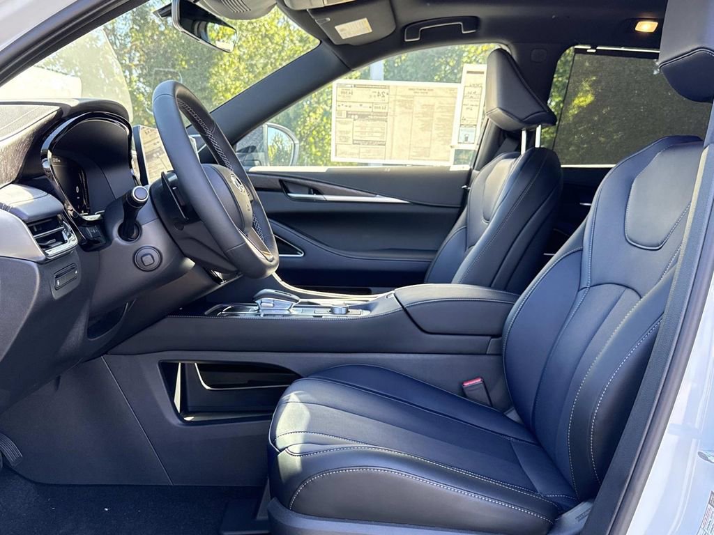 New 2026 INFINITI QX60 Luxe w/ Dark Cargo Package image 16