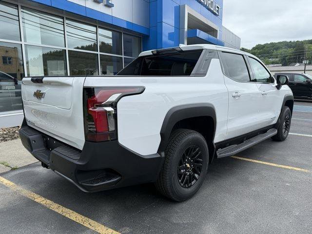New 2025 Chevrolet Silverado EV LT image 4