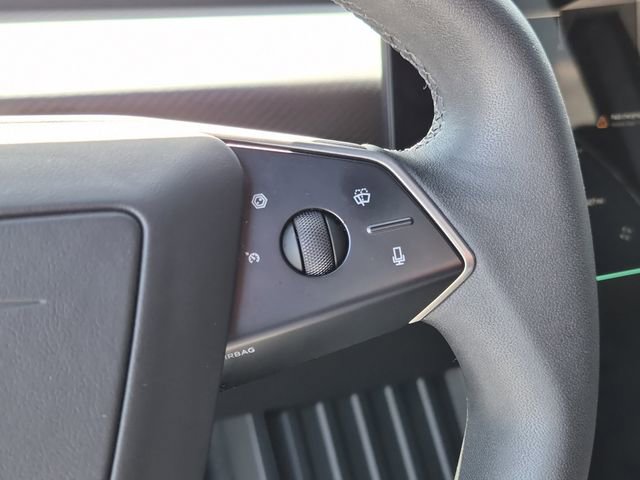 Used 2024 Tesla Cybertruck AWD Crew Cab image 28