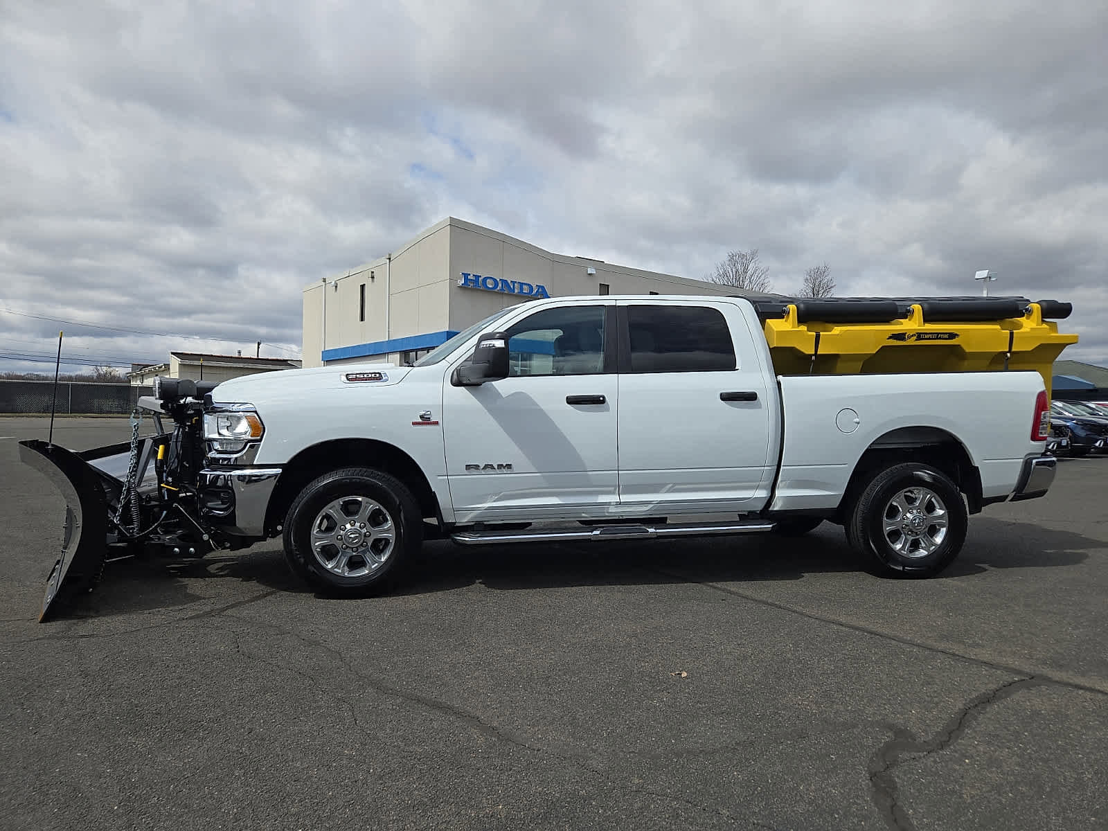 Used 2024 RAM 2500 Big Horn image 8