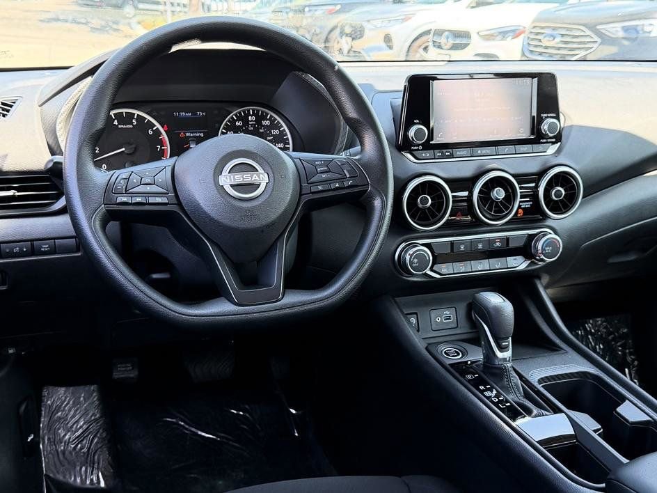 Used 2024 Nissan Sentra S w/ Lighting Package image 30