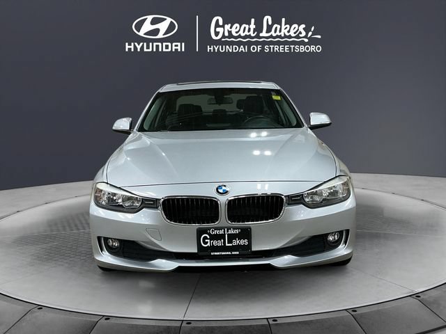 Used 2013 BMW 320i xDrive Sedan AWD/4WD image 8