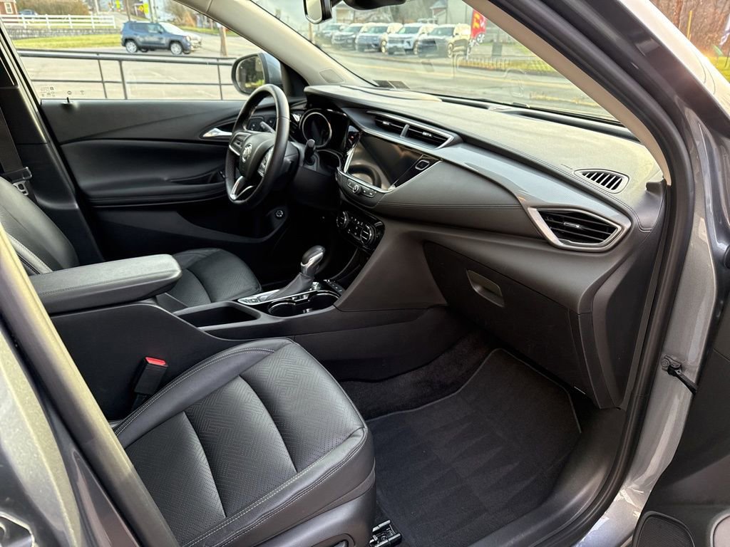 Used 2021 Buick Encore GX Essence w/ Advanced Technology Package image 24