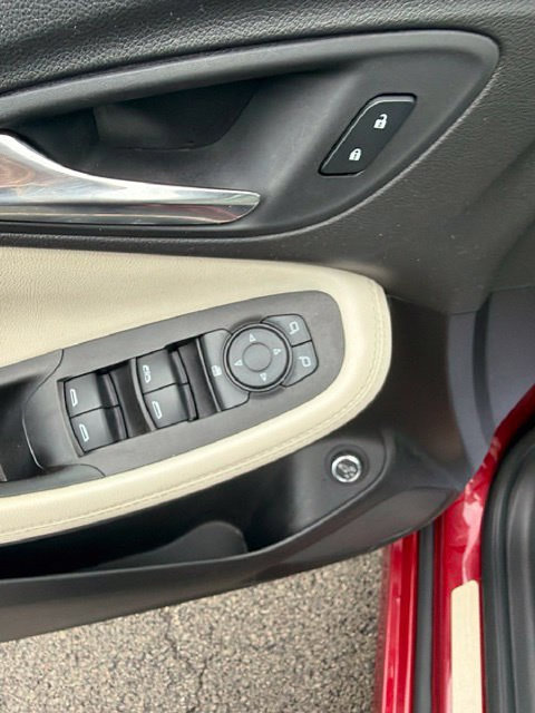 Used 2021 Buick Encore GX Select w/ Sport Touring Package AWD/4WD image 21