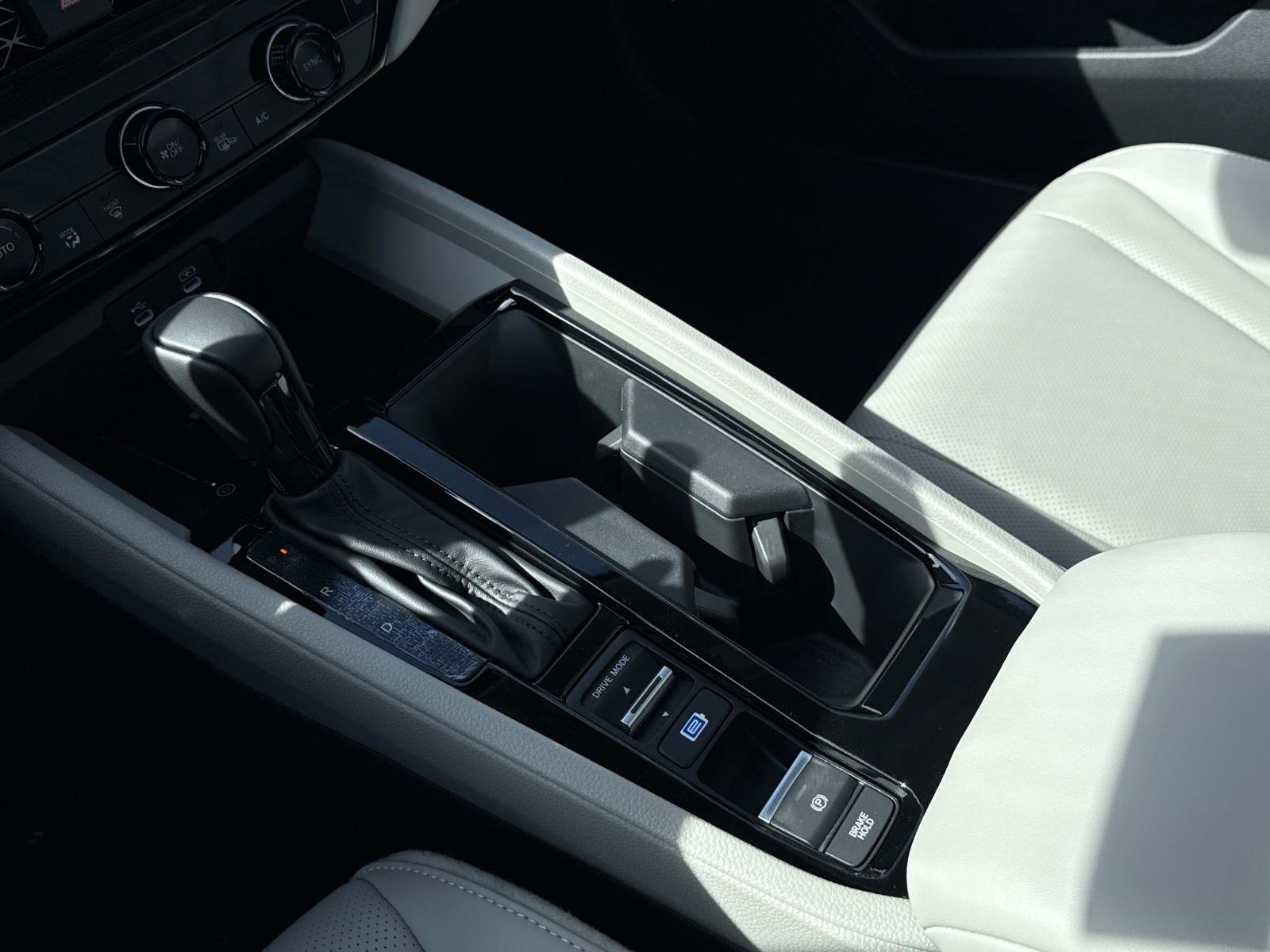 New 2026 Honda Accord EX-L image 8