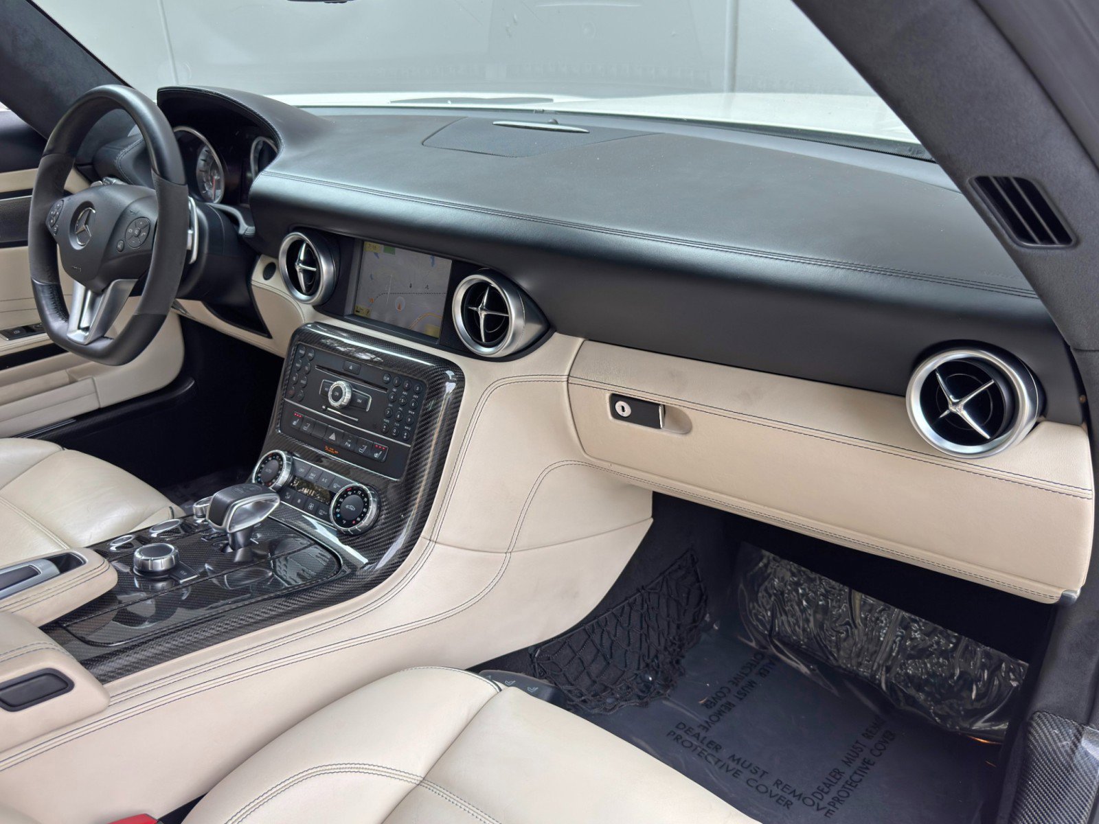 Used 2012 Mercedes-Benz SLS AMG Roadster image 16