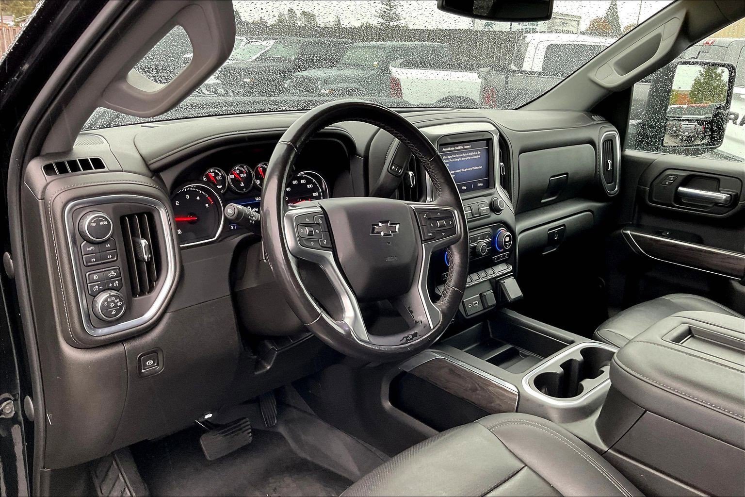 Used 2022 Chevrolet Silverado 2500 LTZ w/ LTZ Plus Package image 13