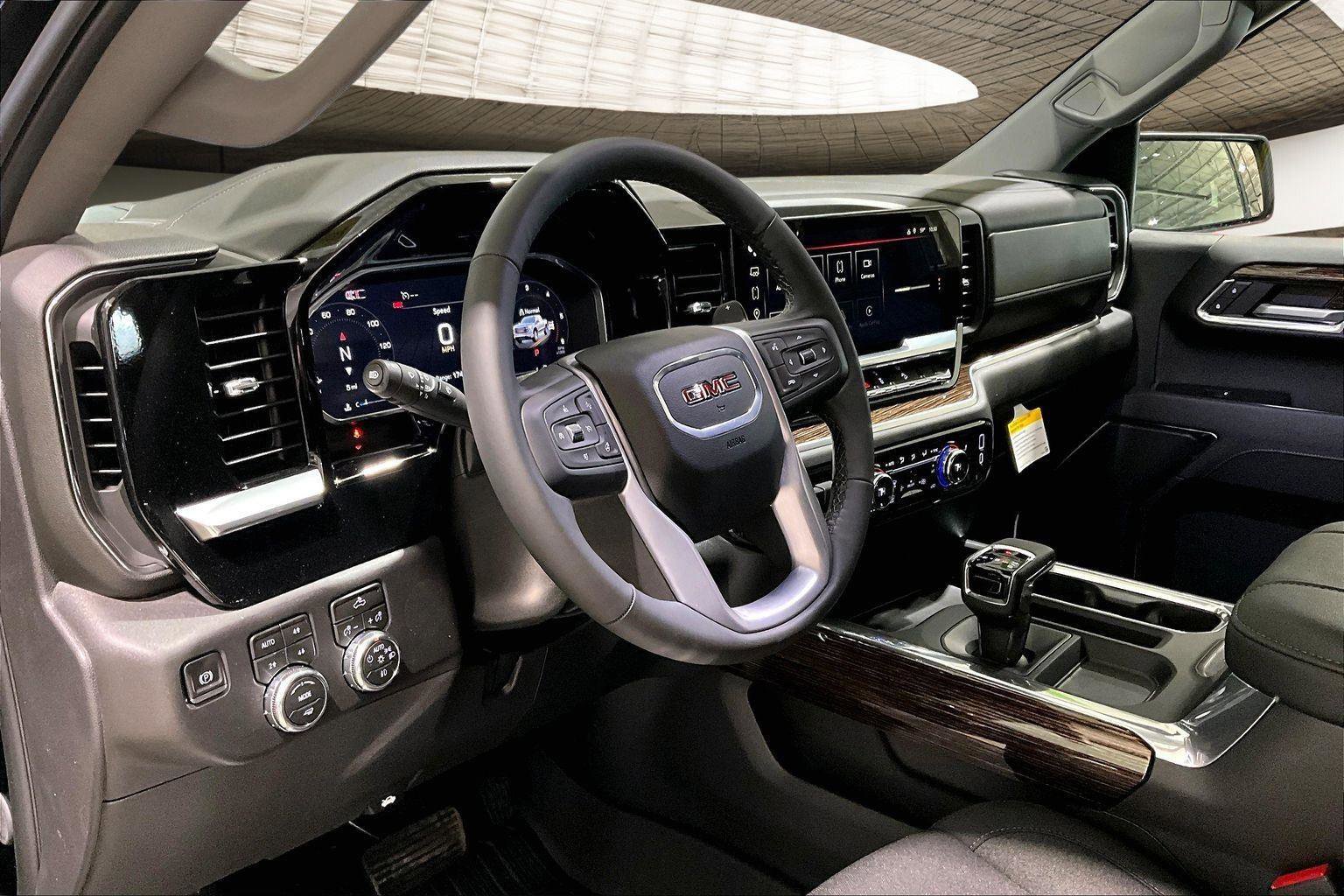 New 2026 GMC Sierra 1500 Elevation image 9