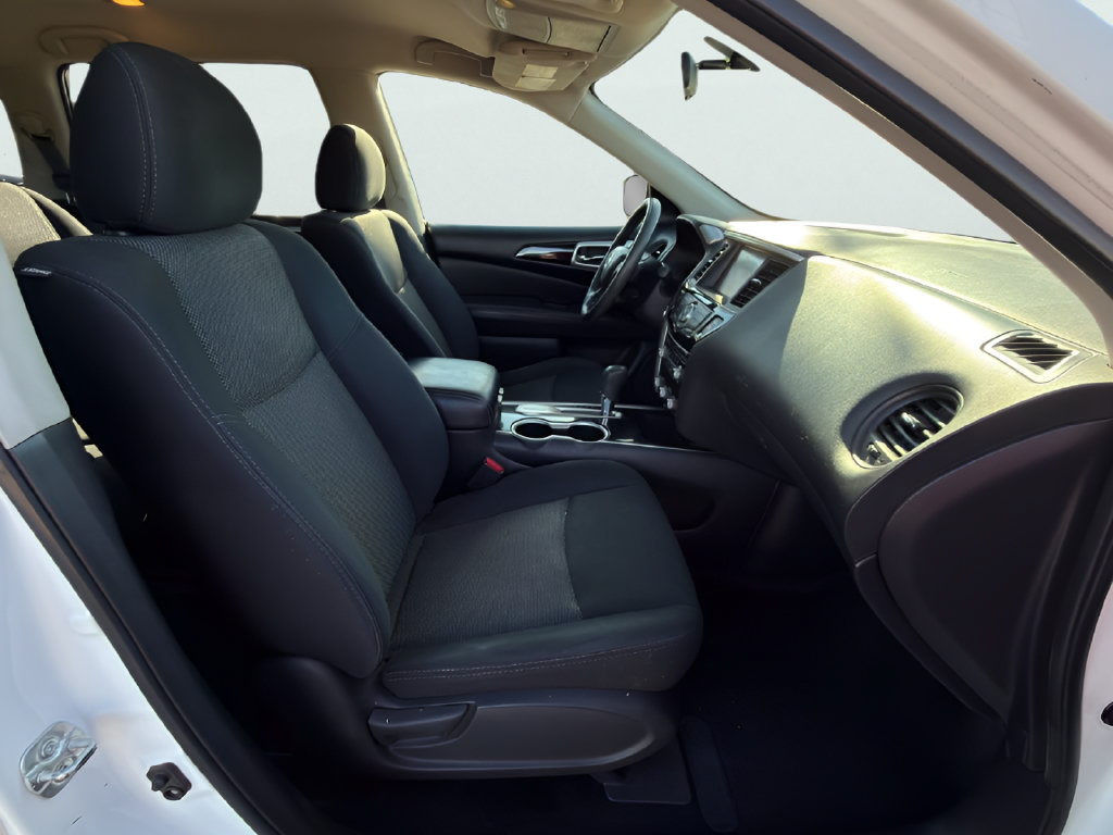 Used 2019 Nissan Pathfinder S FWD image 14