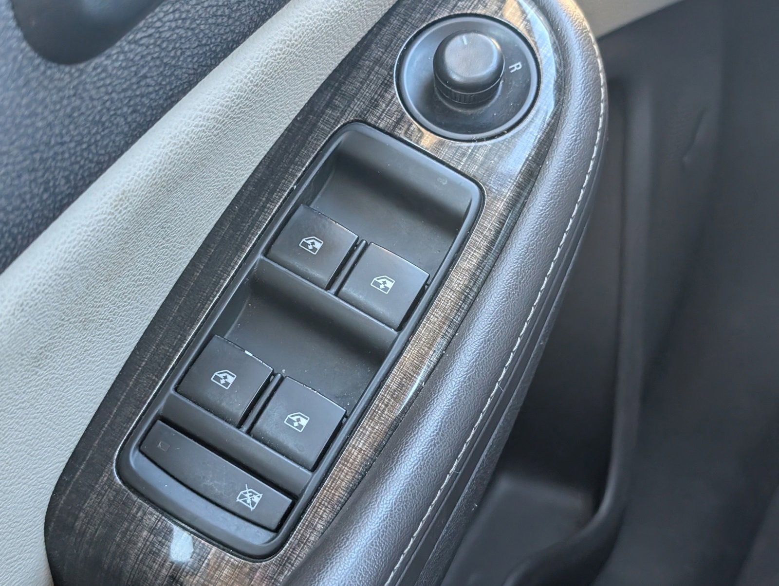 Used 2015 Chevrolet Malibu LT w/ Leather Package image 13