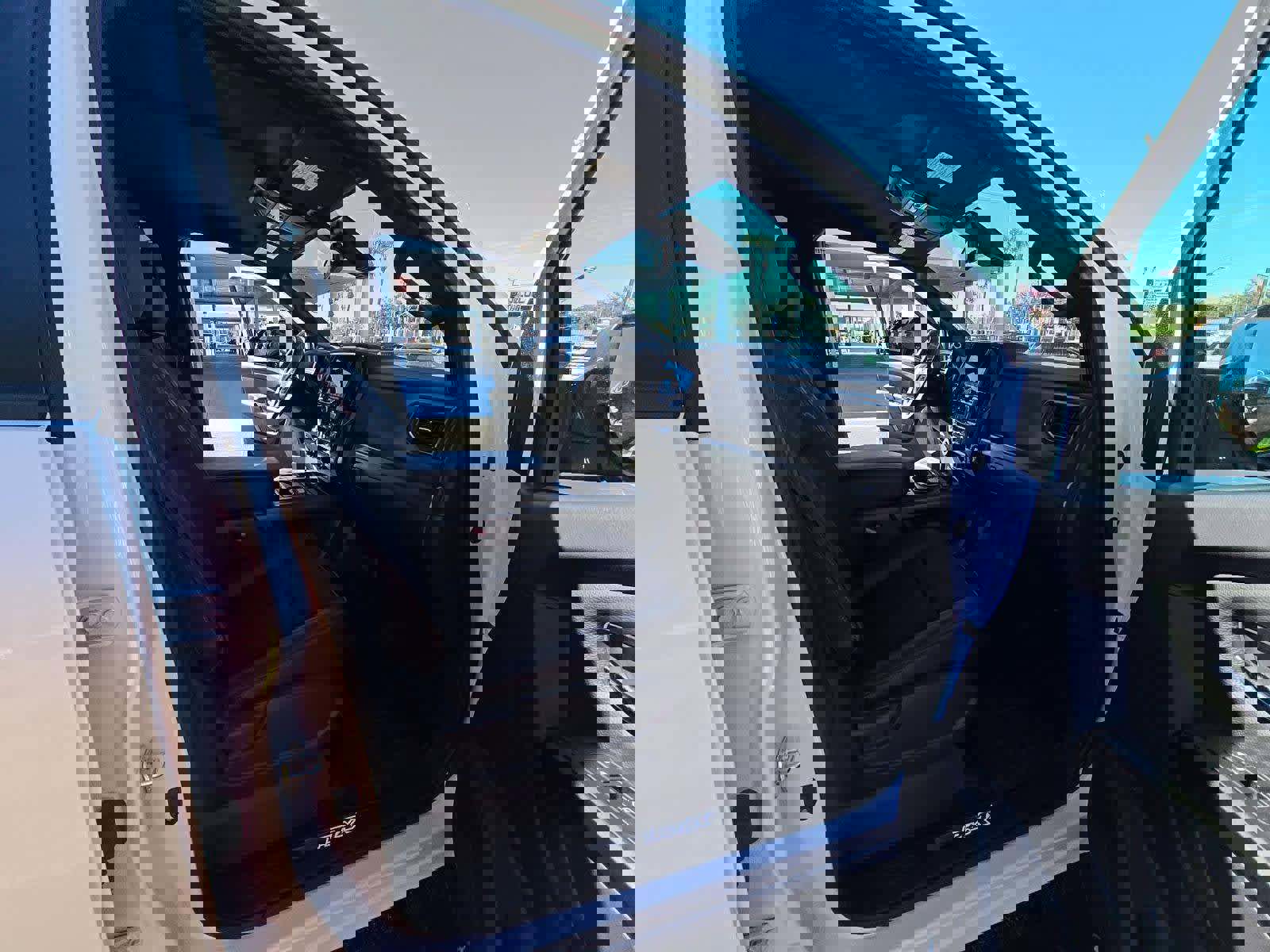 Used 2024 Nissan Titan PRO-4X w/ Pro-4x Utility Package image 7