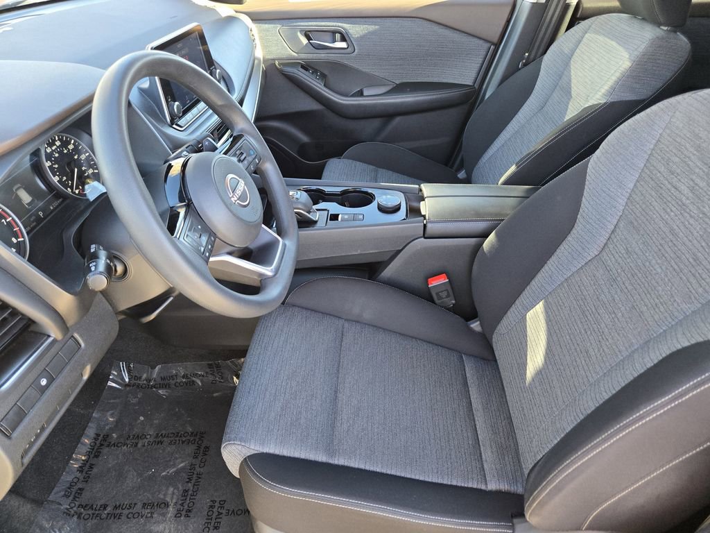 Used 2022 Nissan Rogue SV image 13