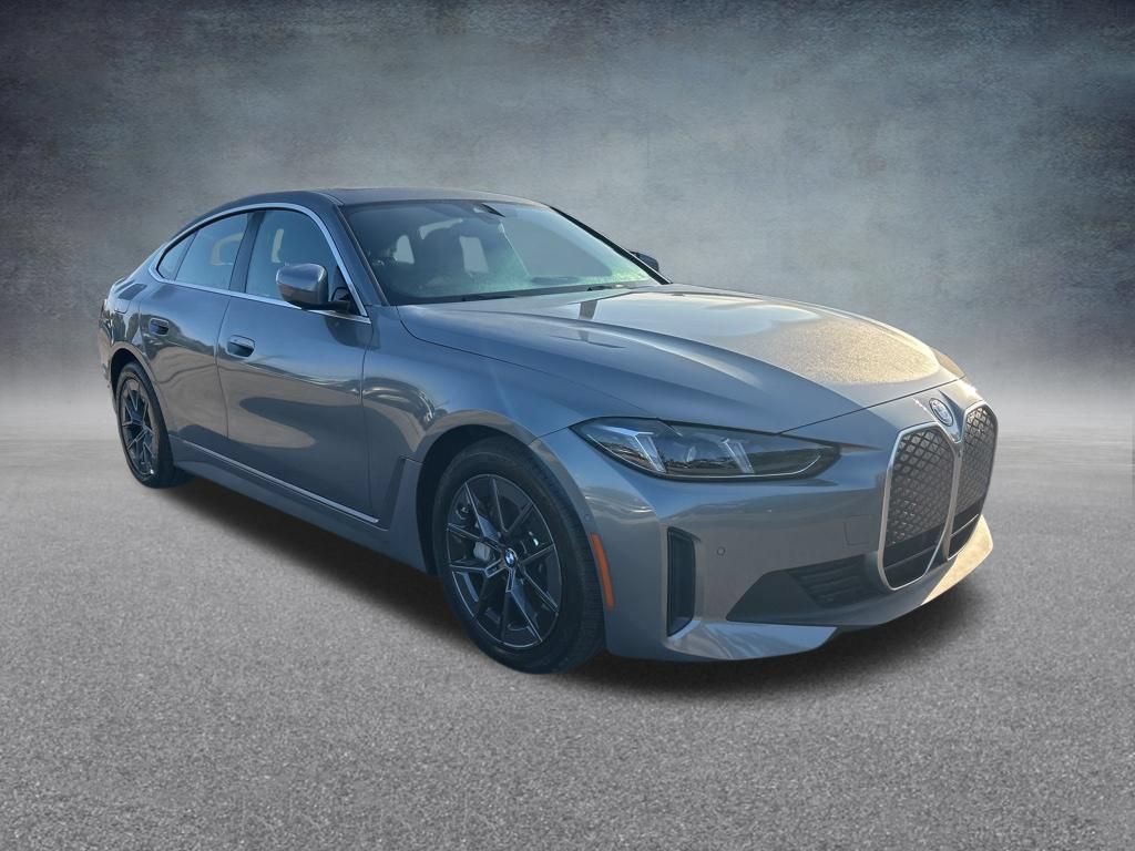 Used 2025 BMW i4 xDrive40i AWD/4WD image 2