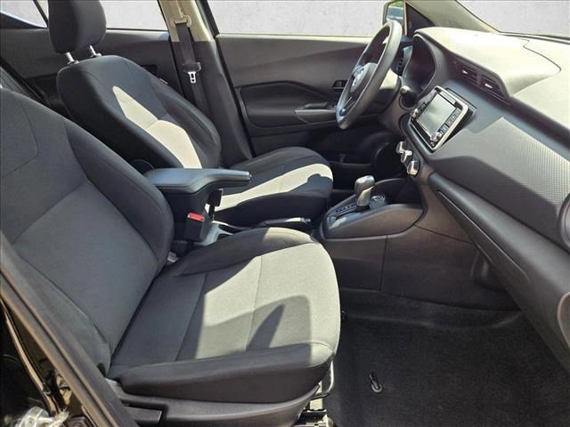 Used 2023 Nissan Kicks S FWD image 19