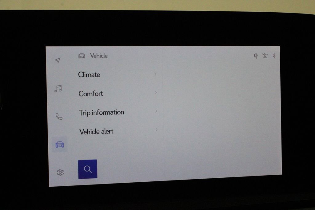 Used 2024 Lexus ES 350 w/ Premium Package image 35