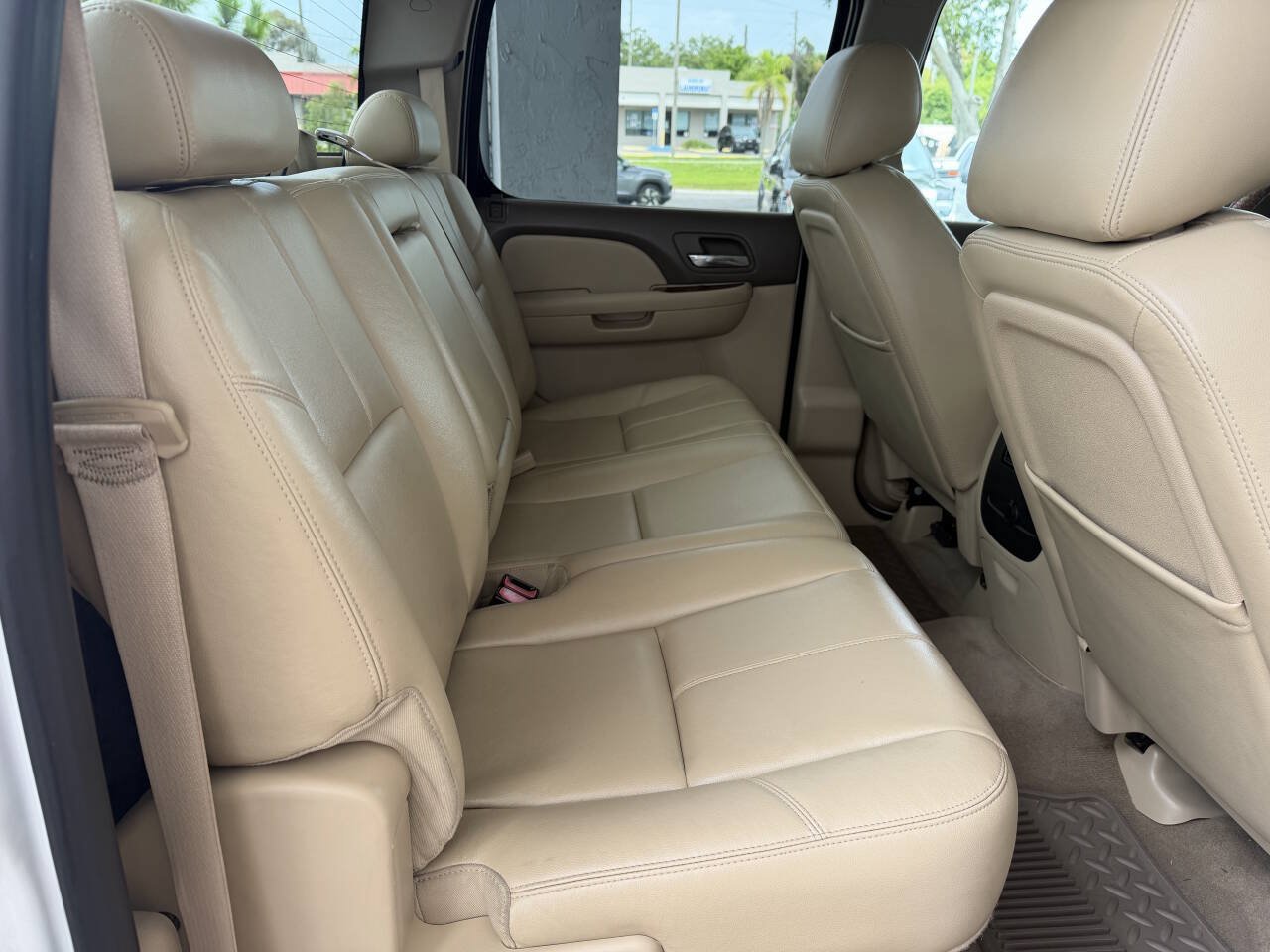 Used 2011 Chevrolet Silverado 2500 LTZ w/ LTZ Plus Package AWD/4WD image 13