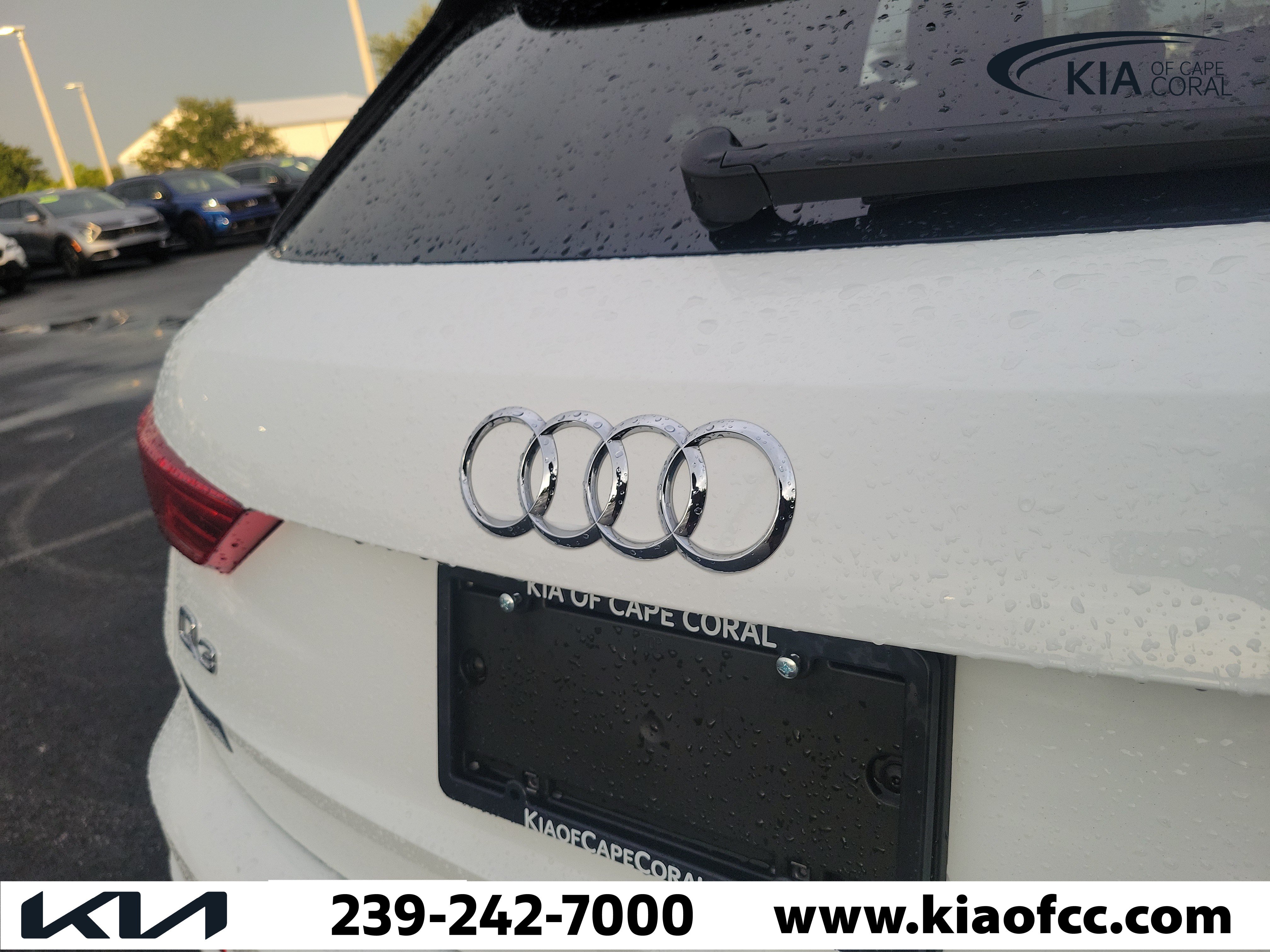 Used 2020 Audi Q3 2.0T Premium w/ Convenience Package AWD/4WD image 11