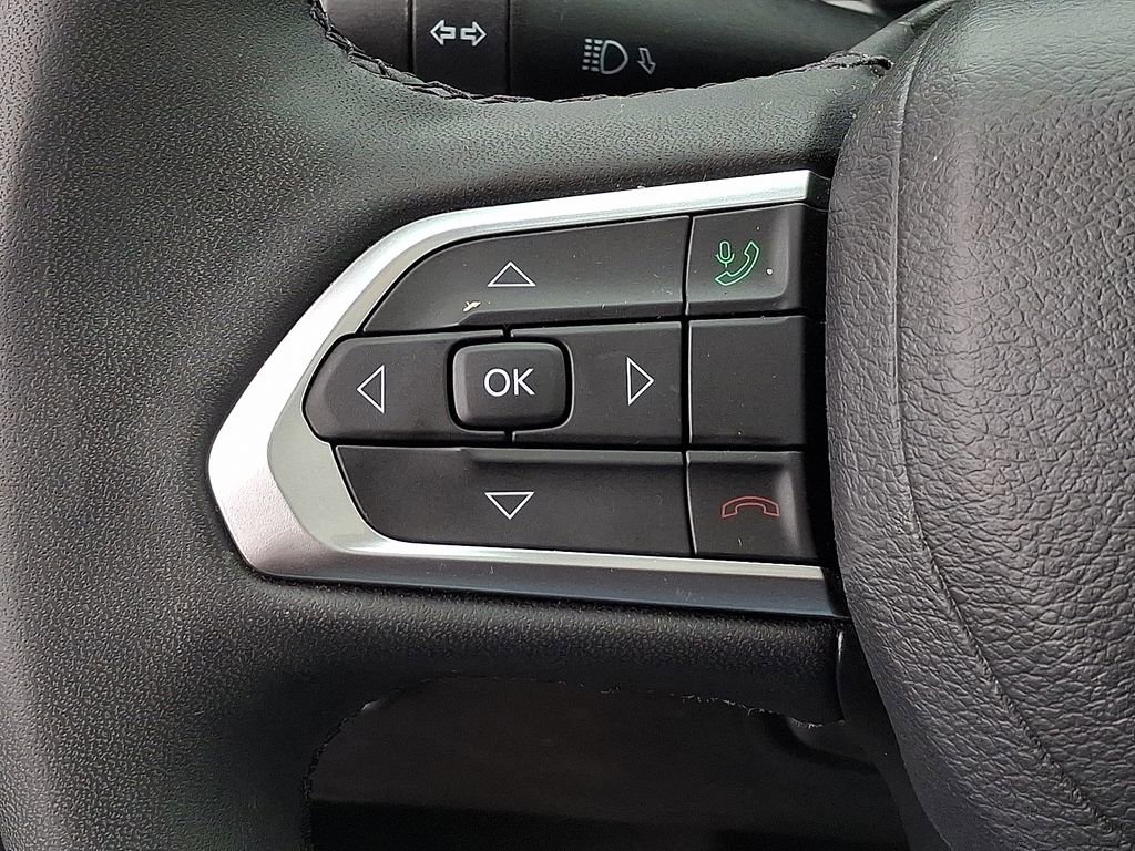 Used 2023 Jeep Compass Limited w/ Sun and Sound Group image 16