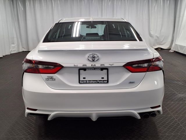 Used 2024 Toyota Camry SE FWD image 21