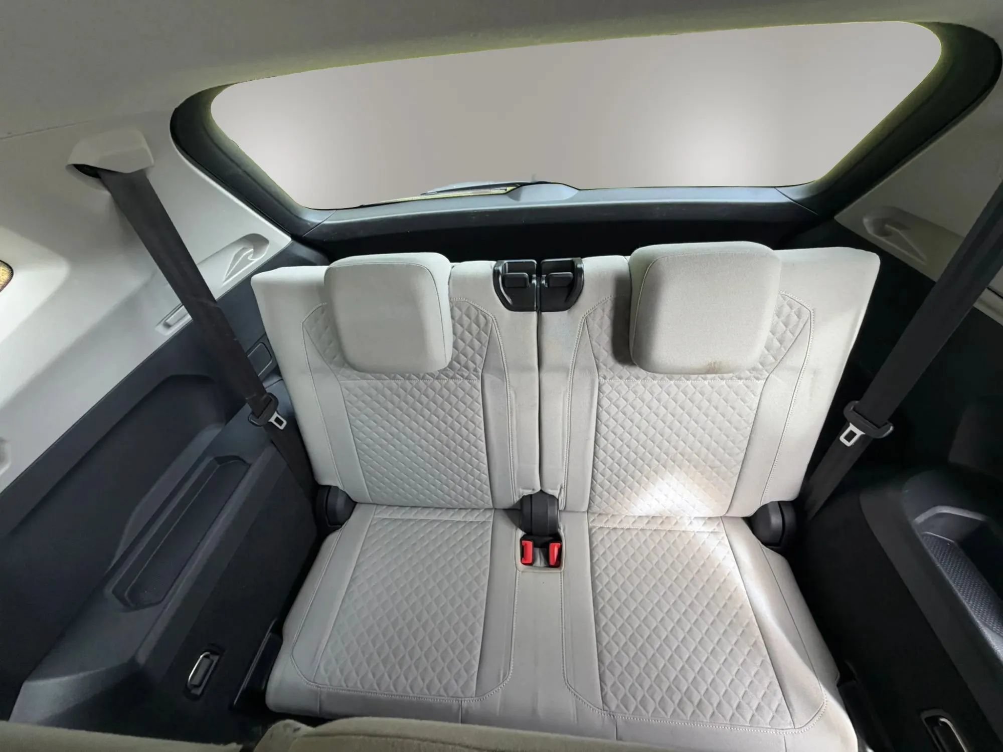 Used 2018 Volkswagen Tiguan S FWD image 13