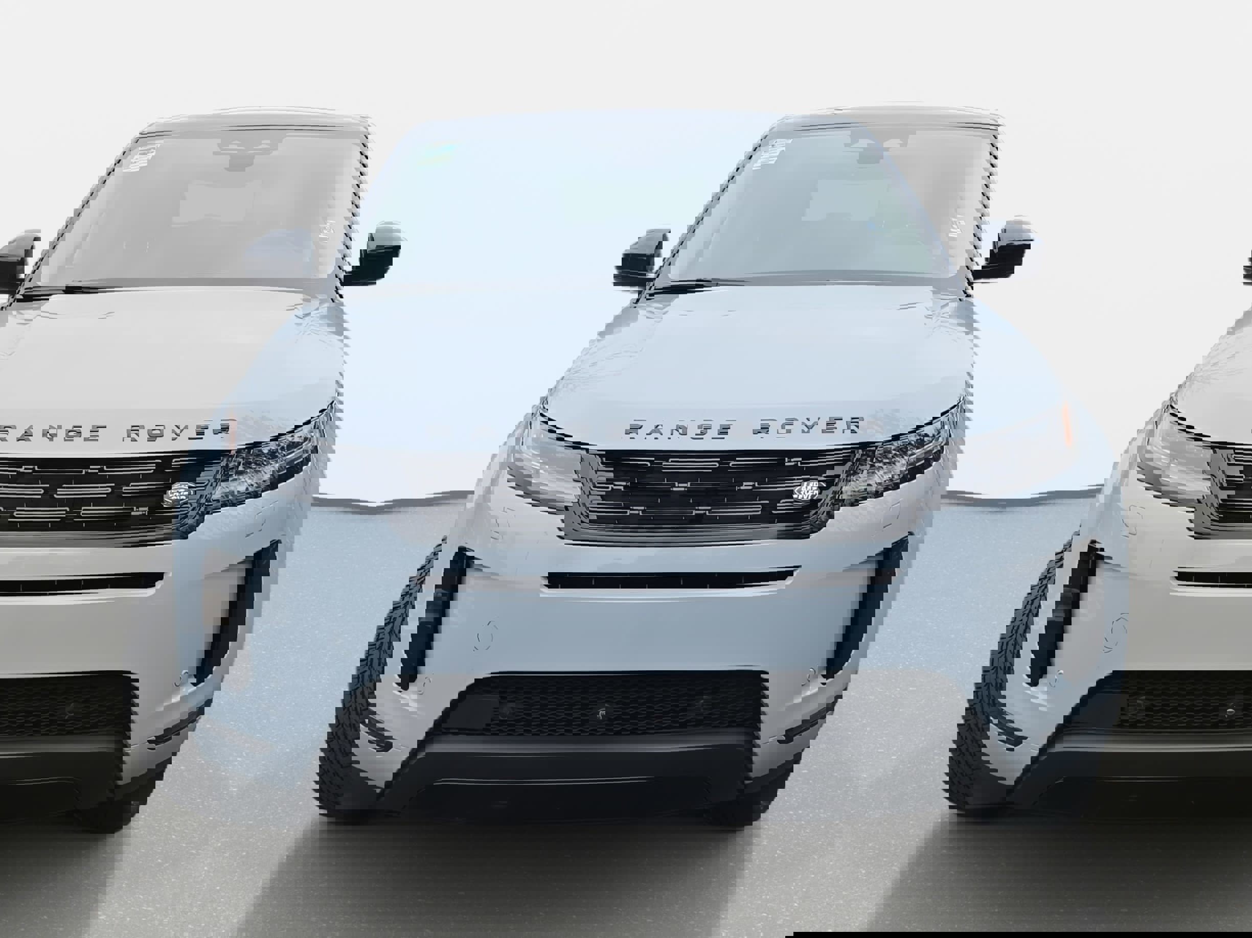 Used 2025 Land Rover Range Rover Evoque S image 2