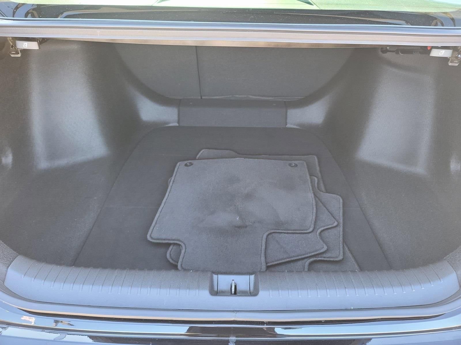 Used 2023 Honda Accord EX image 21