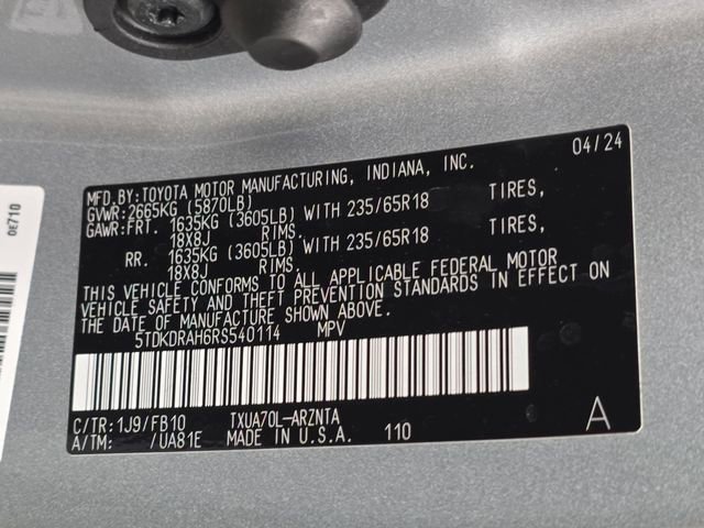 Used 2024 Toyota Highlander LE image 48