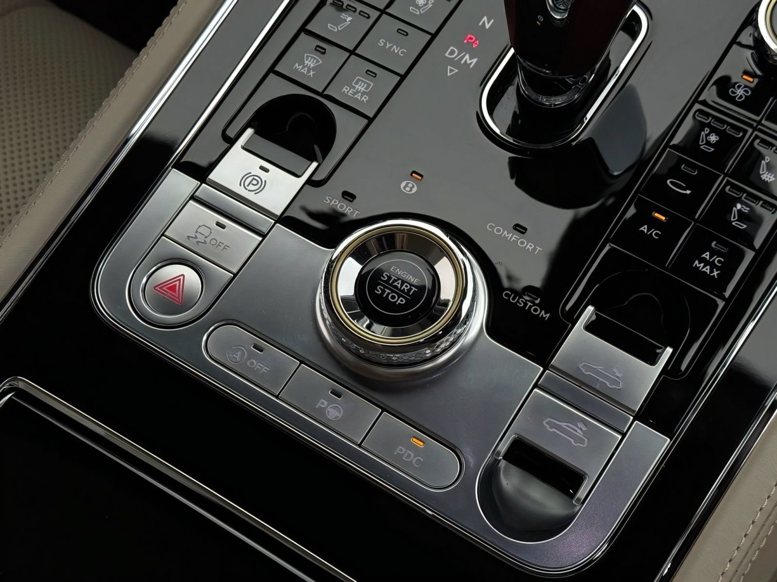 Used 2024 Bentley Continental GT AWD/4WD image 30