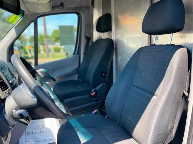 Used 2018 Mercedes-Benz Sprinter 2500 image 11