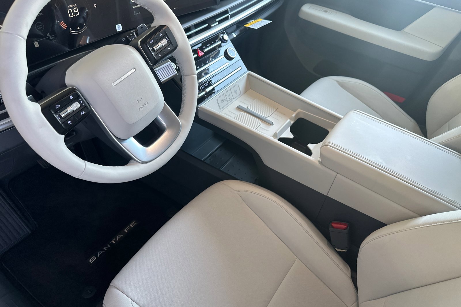 New 2025 Hyundai Santa Fe SE image 7