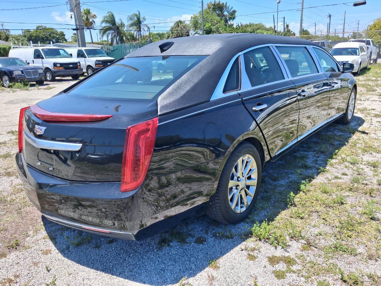 Used 2017 Cadillac XTS FWD image 6