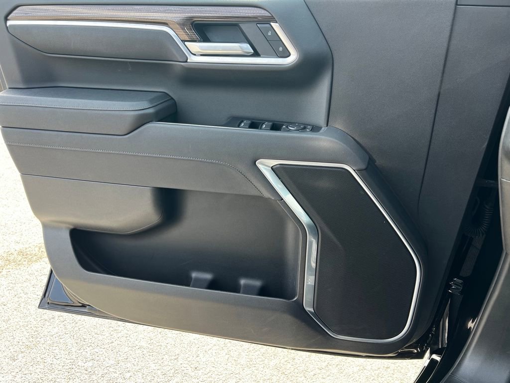 Used 2026 Chevrolet Silverado 1500 RST AWD/4WD image 20