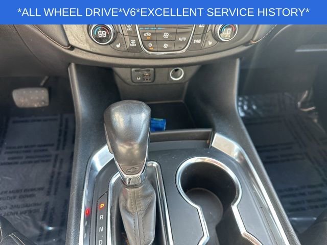 Used 2021 Chevrolet Traverse LT w/ LT Premium Package image 25